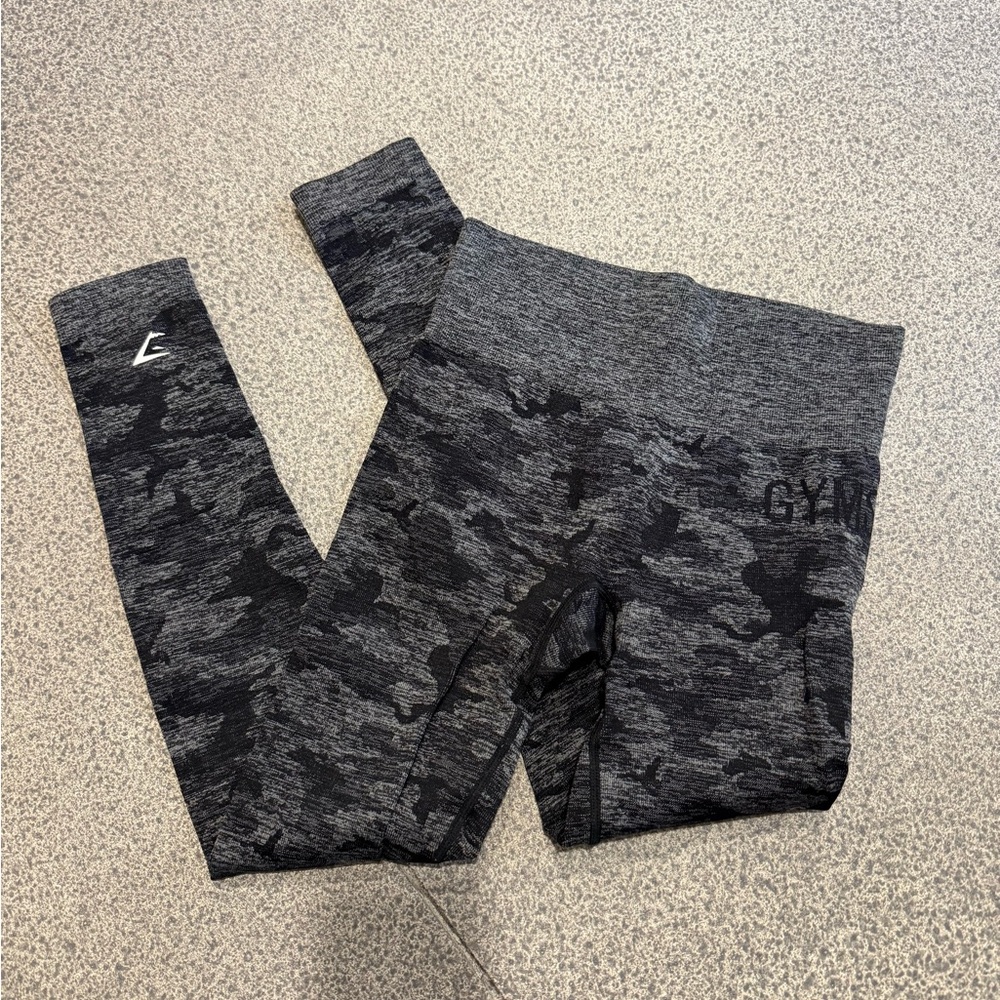 Gymshark small leggings black animal adapt